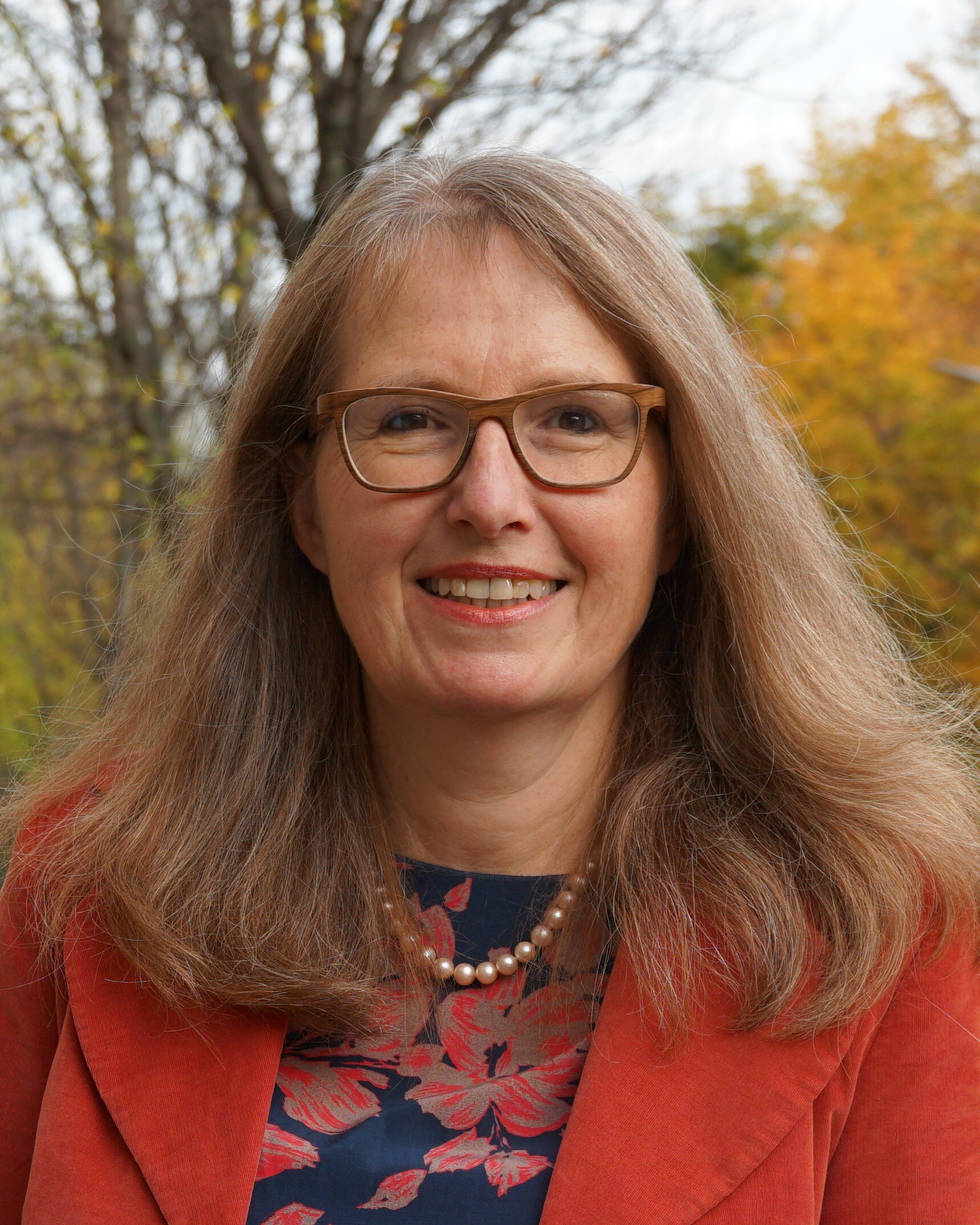 Portraitfoto von Prof. Dr. Edeltraud Günther